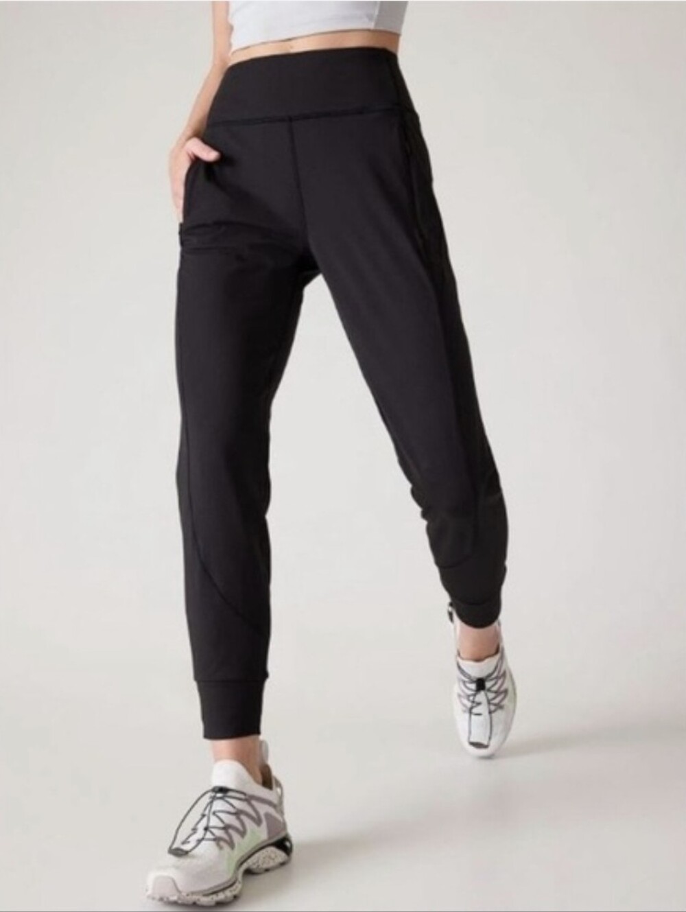 VGUC Athleta Rainier Jogger Black Performance Athletic Jogger Pants Large
